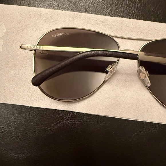 New Authentic Chanel Black gray Pilot Sunglasses $600 4189 T-Q - Picture 10 of 14